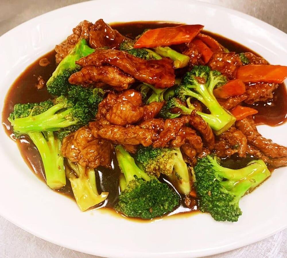 L19. Broccoli Beef (L)