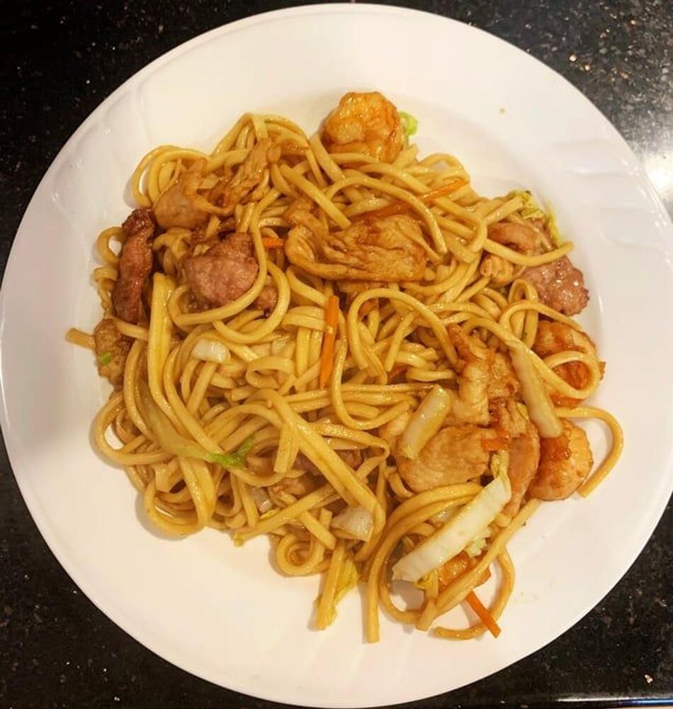 L33. House Special Lo Mein (L)