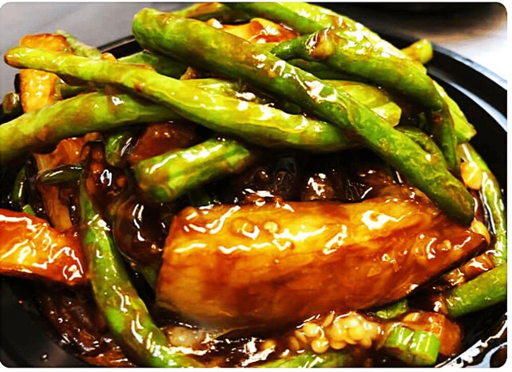 T8. Eggplant Green Bean