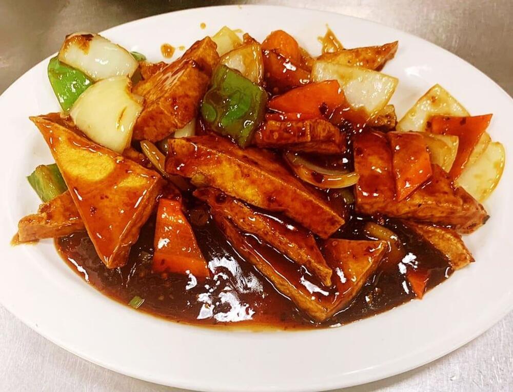 T1. Tofu with Garlic Sauce